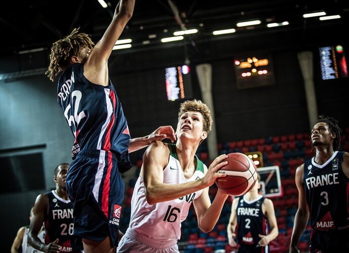 D.Kauzonas rungtyniaus NCAA (FIBA Europe nuotr.)