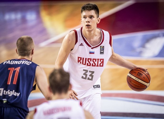 Z.Vedisčevas gali papildyti LKL klubą (FIBA nuotr.)