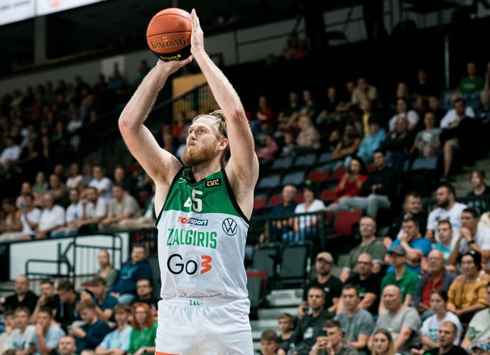 Žalgiriečiai iškovojo triuškinančią pergalę