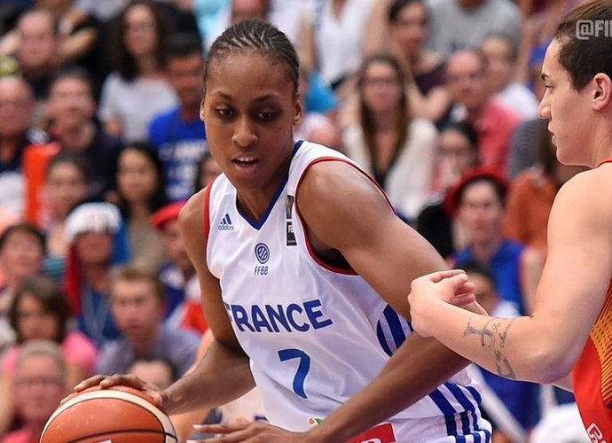 S.Gruda dvigubas dublis leido prancūzėms žengti į finalą (FIBA Europe nuotr.)