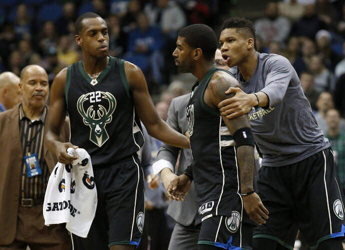 O.J.Mayo itin piktai reagavo į teisėjų sprendimą (Scanpix nuotr.)