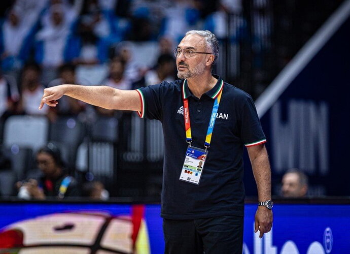H.Demiras kritikavo arbitrus (FIBA nuotr.)