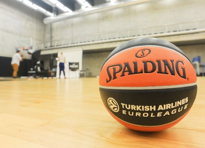 Ar Eurolygos klubai paliks šį turnyrą? (Fotodiena.lt)