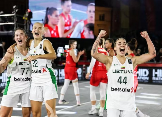 Lietuvės iškovojo bronzą (FIBA nuotr.)