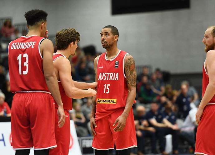S.Landesbergas įstabiai debiutavo Austrijos rinktinėje (FIBA Europe nuotr.)