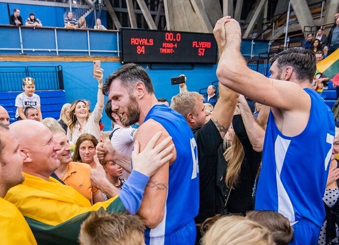 Brolių komanda vienintelė turnyre dar nepralaimėjo (Klubo nuotr.)