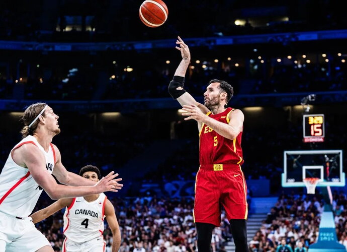 R.Fernandezas baigė karjerą (FIBA nuotr.)