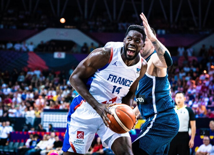 M.Jaiteh patyrė sunkią traumą (FIBA nuotr.)