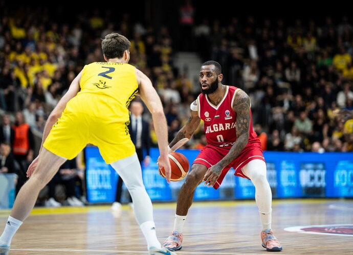 C.Milleris-McIntyre'as nuo nesėkmės neišgelbėjo (FIBA nuotr.)