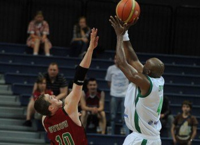 Pergalingas "Unics" lyderio metimas (nuotr. A.Pliadis/Fotodiena.lt)