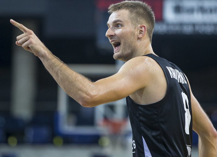 V.Kariniauskas solidžiai atrodė prieš buvusią savo ekipą (BNS nuotr.)