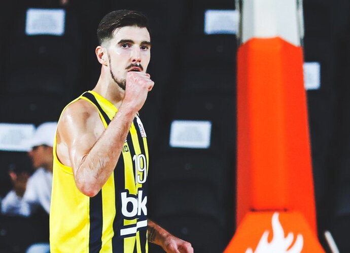 N.De Colo pelnė 14 taškų