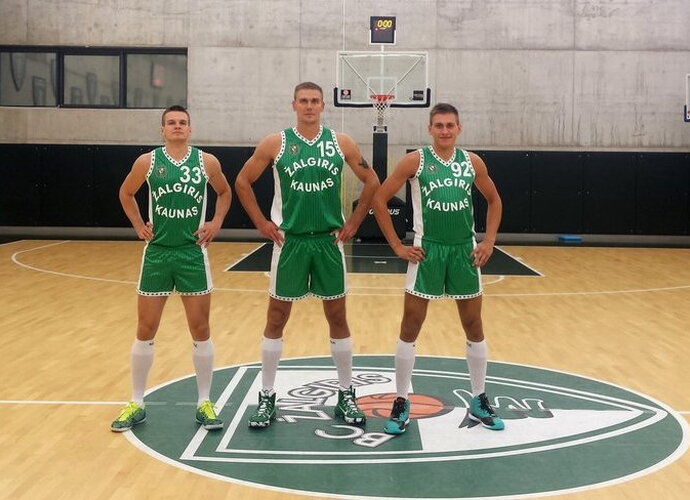Šventėje šeštadienį žalgiriečiai apsivilks retro aprangas (Žalgiris.lt nuotr.)