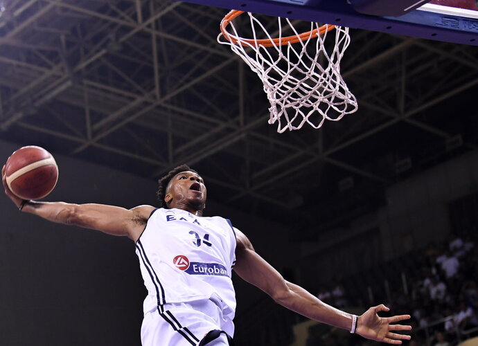 G.Antetokounmpo buvo graikų vedlys (Scanpix nuotr.)