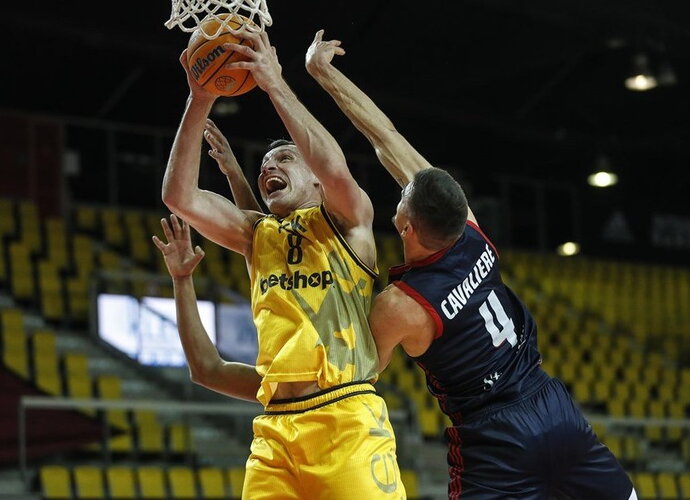 J.Mačiulis rinko sau įprastus skaičius (FIBA Europe nuotr.)