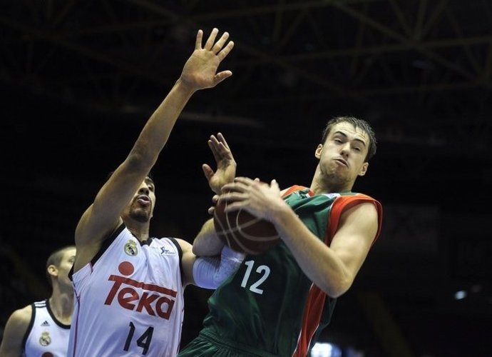 O.Balvinas domina Madrido „Real“