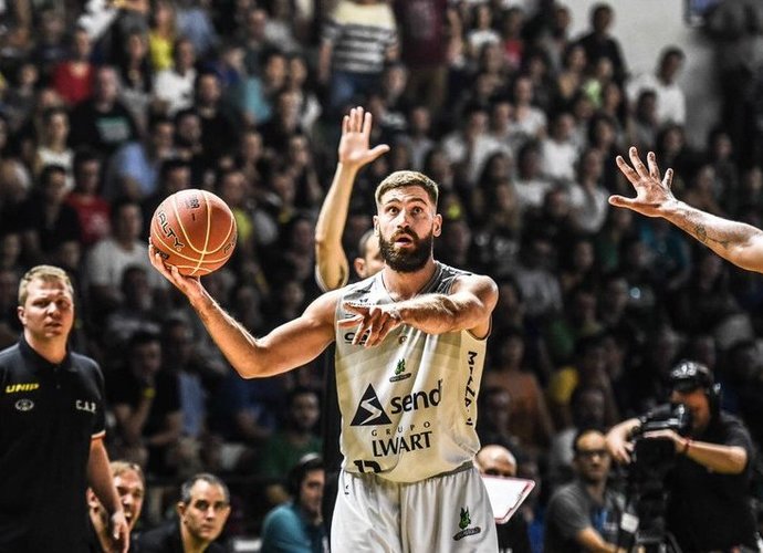 O.Matulionis išbandė brazilišką krepšinį