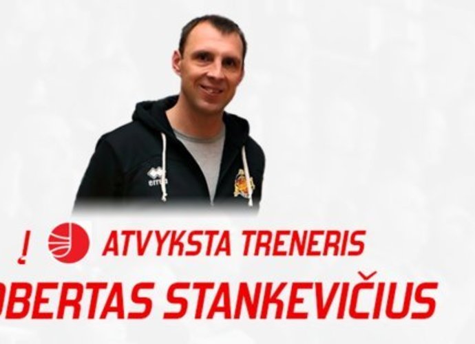 R.Stankevičius dirbs Utenoje („Facebook“ nuotr.)