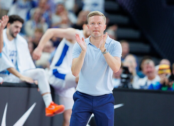 L.Tuovi linkėjo sėkmės lietuviams (BNS nuotr.)