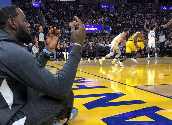 L.Jamesas bandys grįžti į NBA viršūnę (Scanpix nuotr.)