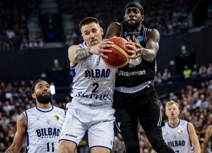 M.Normantas pelnė 8 taškus (FIBA nuotr.)