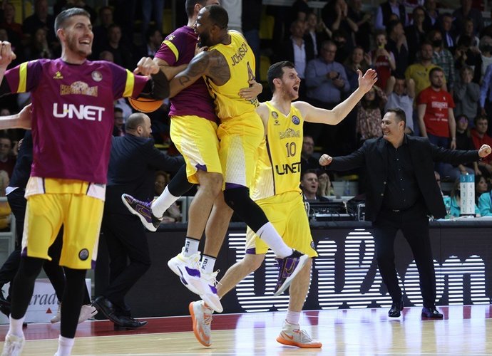 Holono komanda triumfavo (FIBA Europe nuotr.)