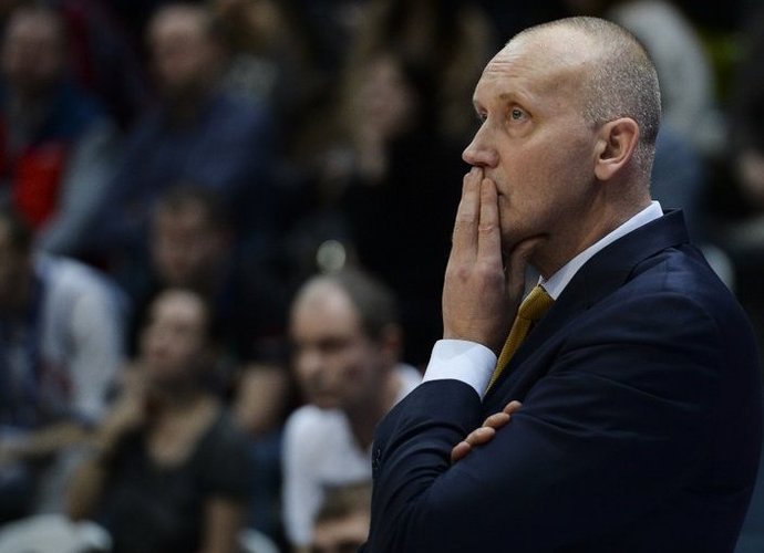 R.Kurtinaitis nevengė ir pajuokauti (Scanpix nuotr.)