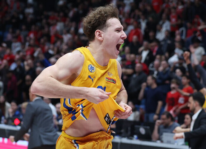 R.Jokubaitis džiaugiasi žaidimu Tel Avivo klube