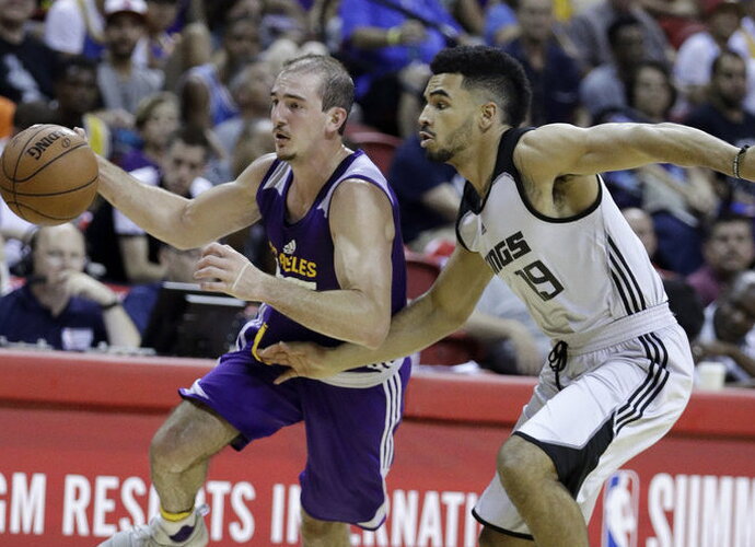 Alexas Caruso gaus šansą NBA (Scanpix nuotr.)