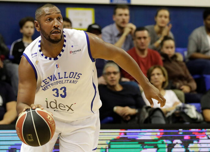 B.Diaw liks Paryžiuje (Scanpix nuotr.)