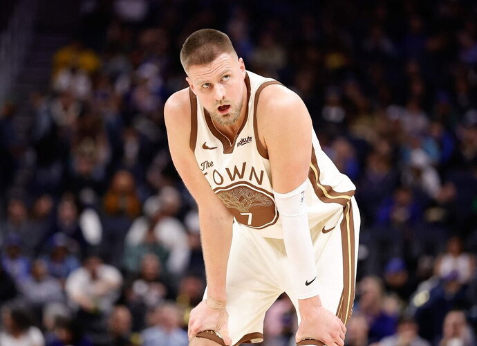 K.Porzingis susiduria su sveikatos problemomis (Scanpix nuotr.)