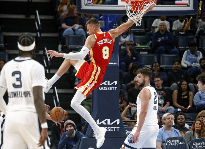 K.Porzingis surinko dvigubą dublį (Scanpix nuotr.)