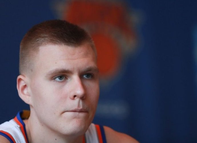 K.Porzingis rungtyniaus su „Adidas“ firmos sportbačiais (Scanpix nuotr.)