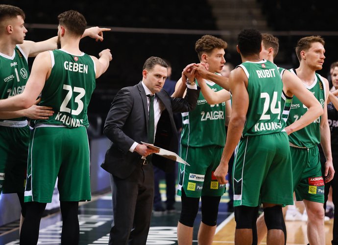 „Žalgirio“ mačas nukeliamas (BNS nuotr.)