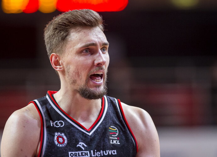 E.Kairys grįžta į Turkiją (BNS nuotr.)