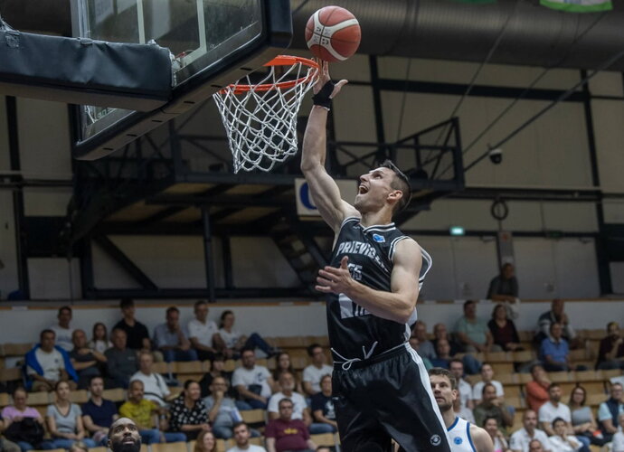 D.Krestininas žais Austrijoje (FIBA Europe nuotr.)