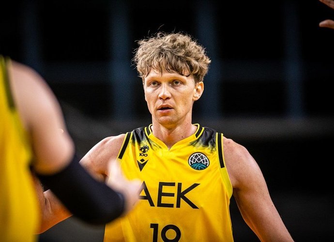M.Kuzminskas lieka AEK gretose (FIBA Europe nuotr.)