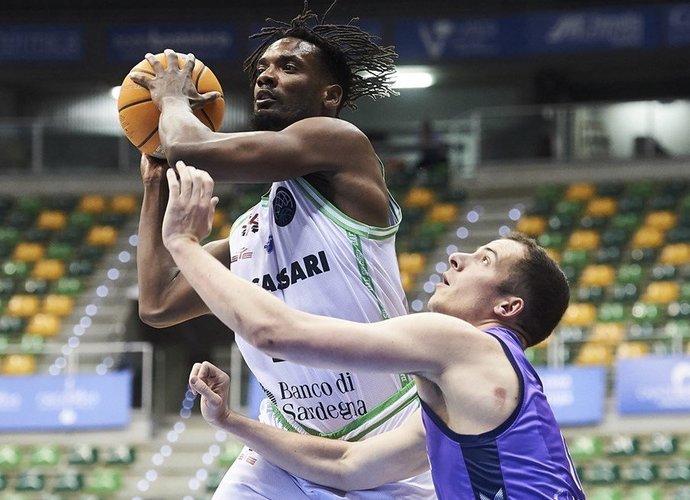 D.Pierre'as nuo 2017 metų rungtyniauja Sasario klube (FIBA Europe nuotr.)