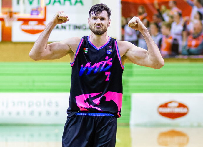 D.Lavrinovičius spindėjo NKL pirmenybėse (Nuotr. NKL)