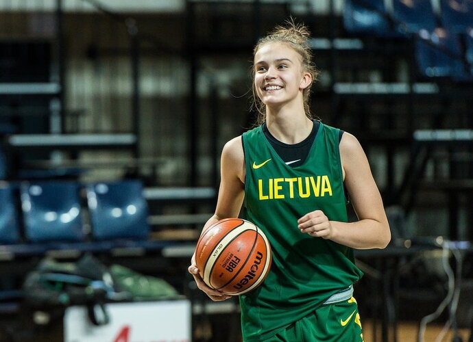 J.Jocytė bus stovykloje (Krepšinio namų nuotr.)