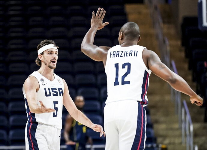 D.Stocktonas vedė amerikiečius link pergalės (FIBA nuotr.)