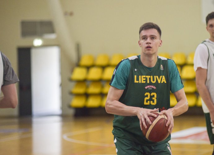 M.Blaževičius aptarinėjo komentarus (Fotodiena.lt)