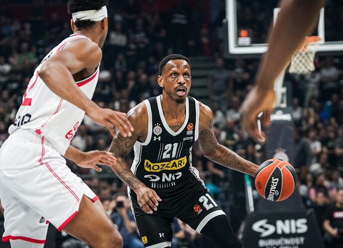 J.Nunnally gali grįžti į Italiją