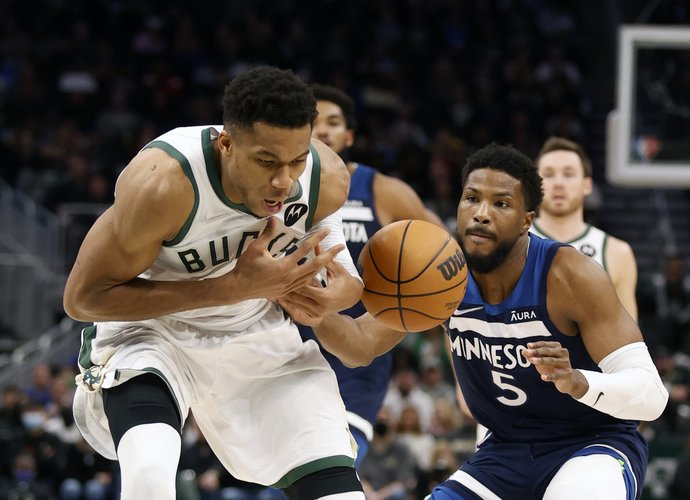 40 G.Antetokounmpo taškų pergalei neužteko (Scanpix nuotr.)