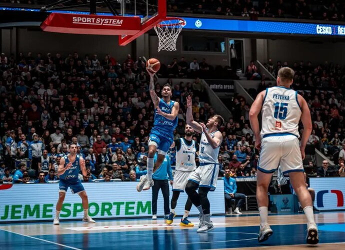 V.Toliopoulos gelbėjo graikus (FIBA nuotr.)