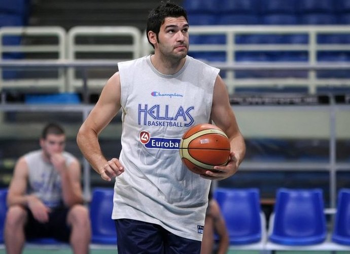 D.Mavroeidis papildė AEK klubą
