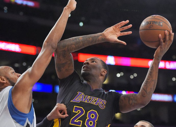 T.Blackas palieka „Lakers“ ekipą (Scanpix nuotr.)