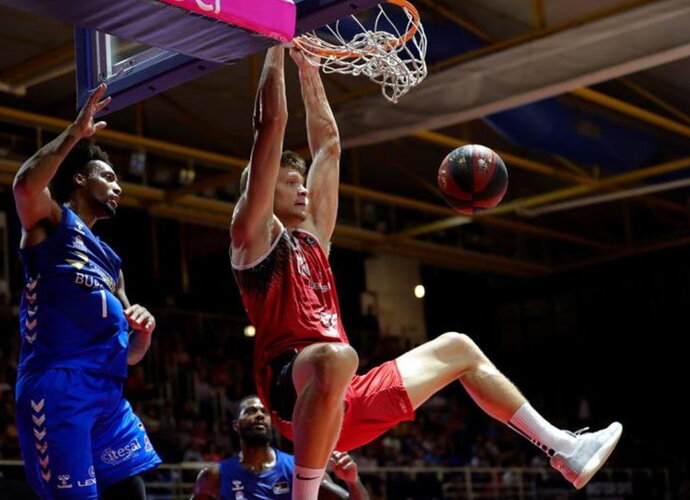 E.Mockevičius pelnė 9 taškus per 10 minučių