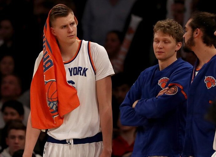 K.Porzingis ir M.Kuzminskas sėkmingai įveikė teorinę egzamino dalį (Scanpix nuotr.)