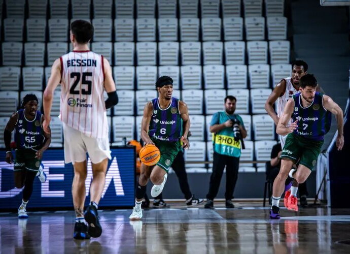 K.Tayloras dominavo Manisoje (FIBA nuotr.)